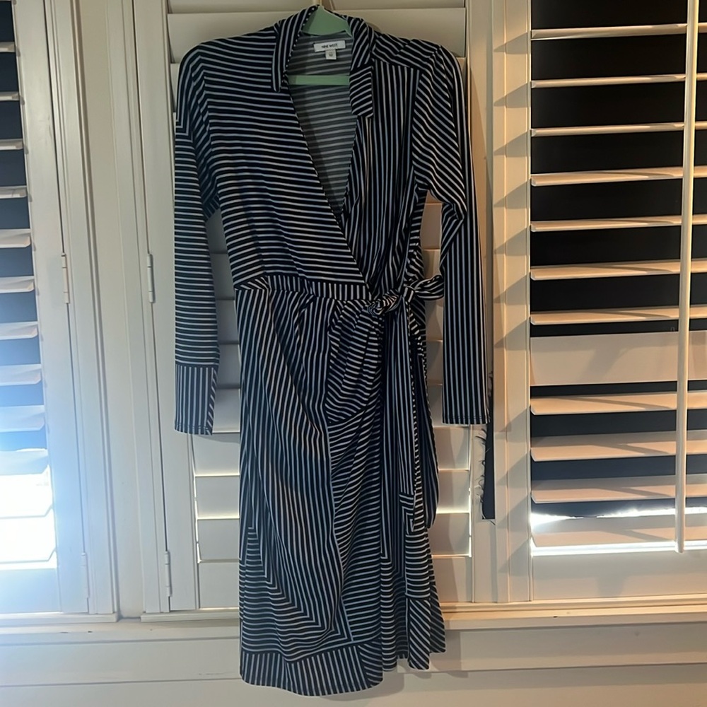 Nine West long sleeve dress